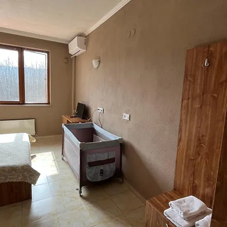Hotel Kompleks Koral 2*