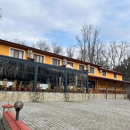 Hotel Kompleks Koral Prezhda